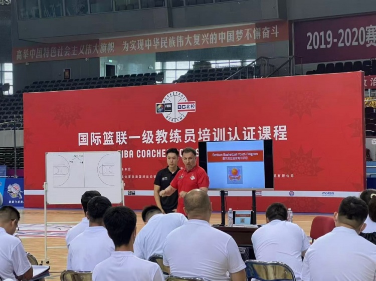 海外学子关注2025 FIBA OPEN3X3总决赛 回忆FIBA实习谈体育情怀