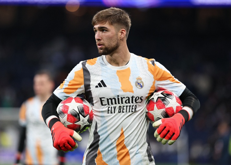 马卡:皇马三门冈萨雷斯表现优异,他在一线队中已经站稳了脚跟 马卡:皇马三门冈萨雷斯表现优异,他在一线队中已经站稳了脚跟